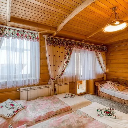Pokoje Goscinne U Elzbiety Ciche Male Exterior photo