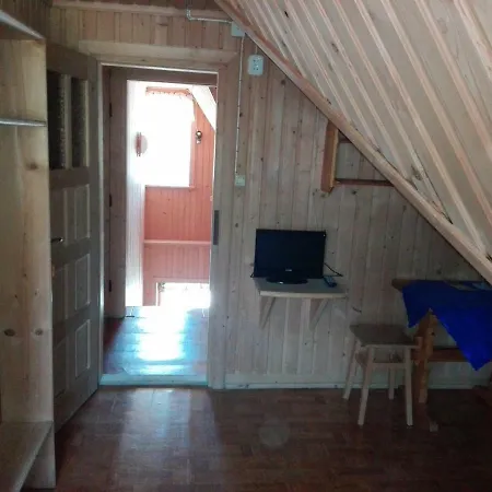 Pokoje Goscinne U Elzbiety Ciche Male Exterior photo