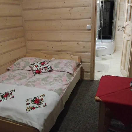 Pokoje Goscinne U Elzbiety Ciche Male Exterior photo