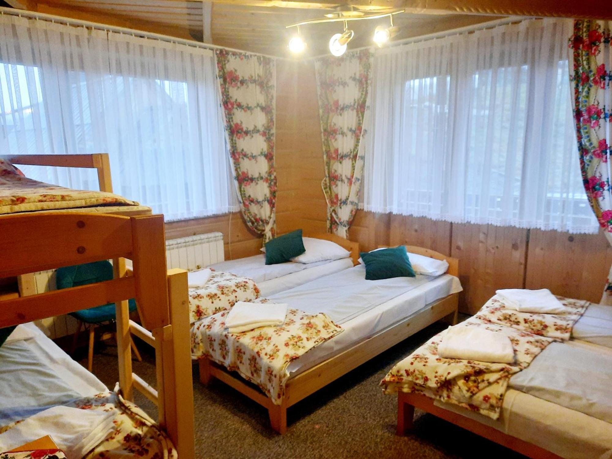 Goscinne U Elzbiety Homestay Ciche Male